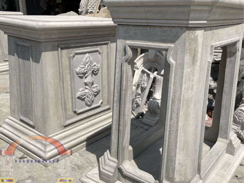 รับผลิตปูนปั้นสลักชื่อ